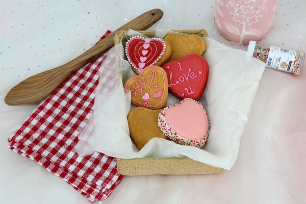 6 Cup Heart Pan